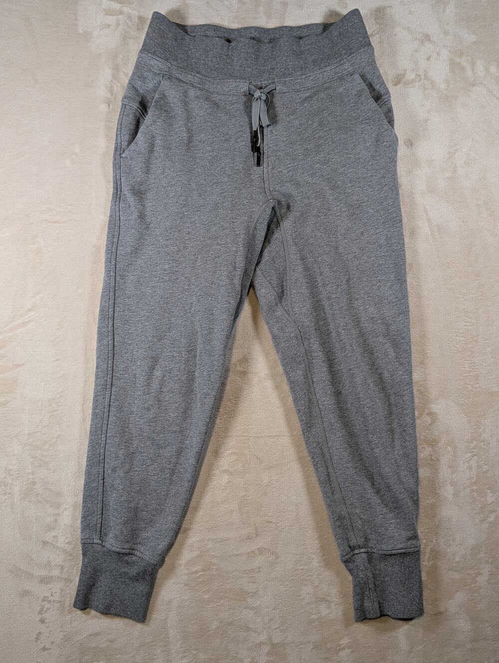 Lululemon Women's Heathered Gray Press Pause Jogger II Size 4 Casual W5AVQS